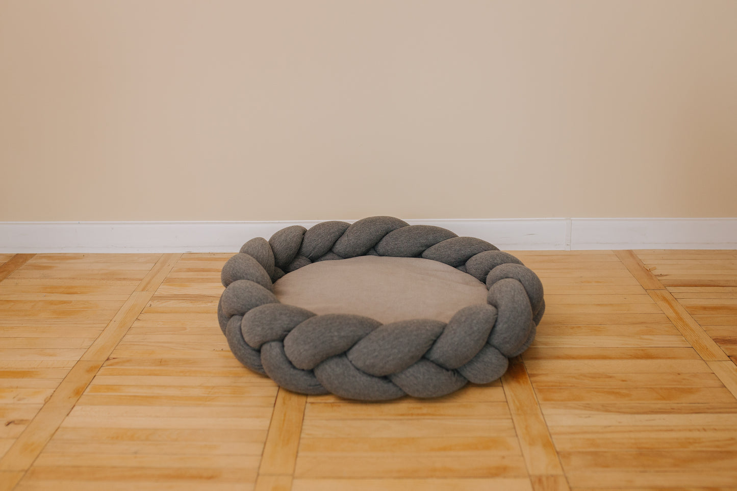 Braided pet bed XS