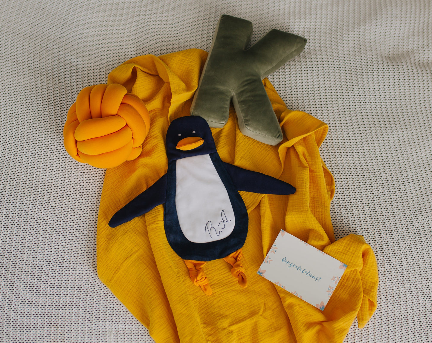 Muslin lovey Penguin